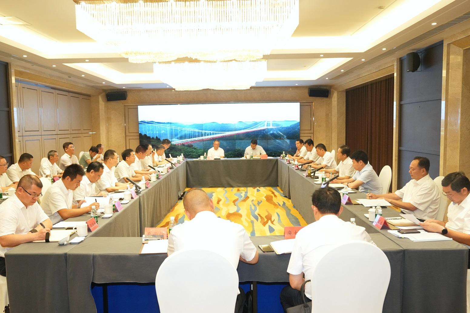 蔡典维带队赴湘西州、吉首大学对接交流，公司全程参与